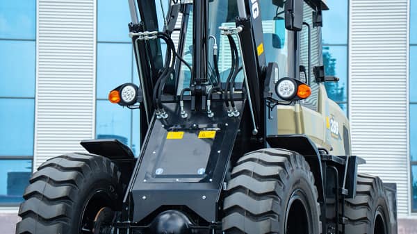 HZM 28G Front End Loader - Image 7