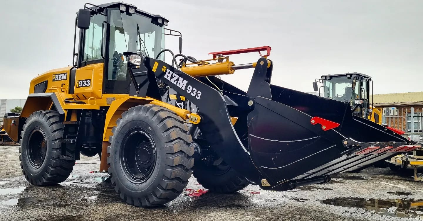 HZM 933 Front End Loader - Image 9